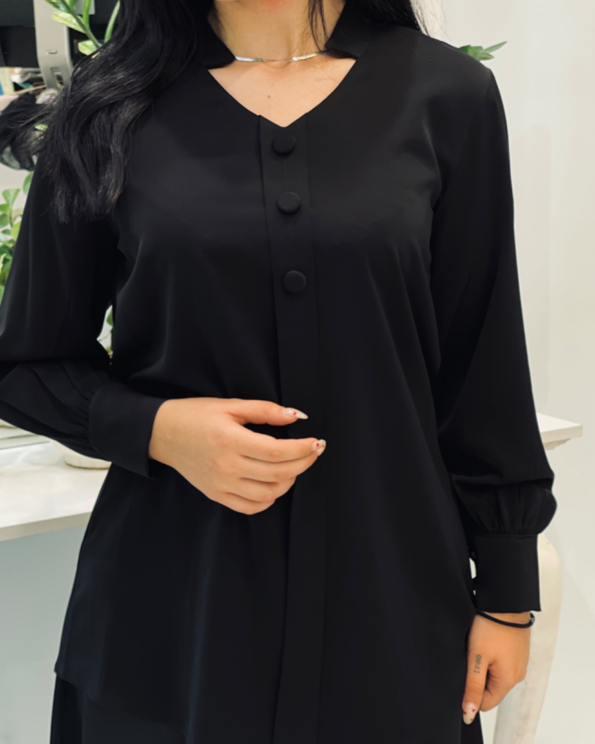 شومیز سه دکمه مشکی